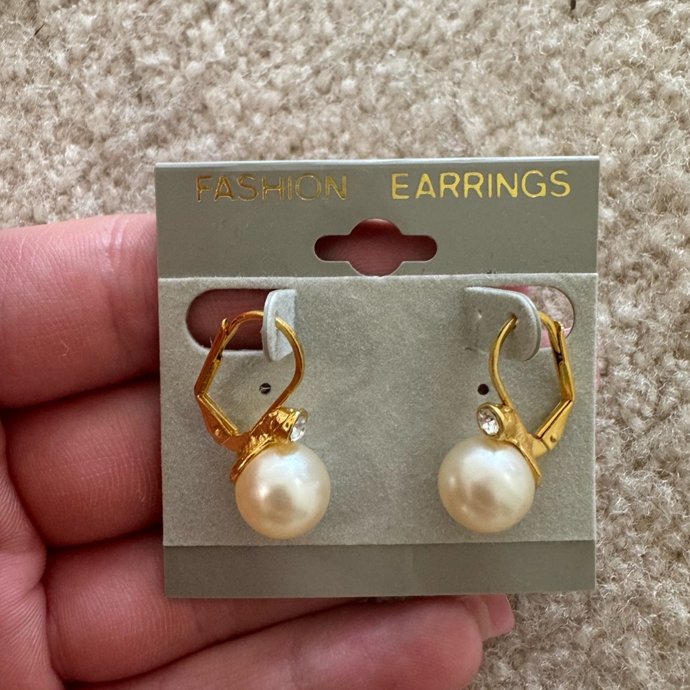 Gold Pearl Drop Earrings with Crystal Accent -